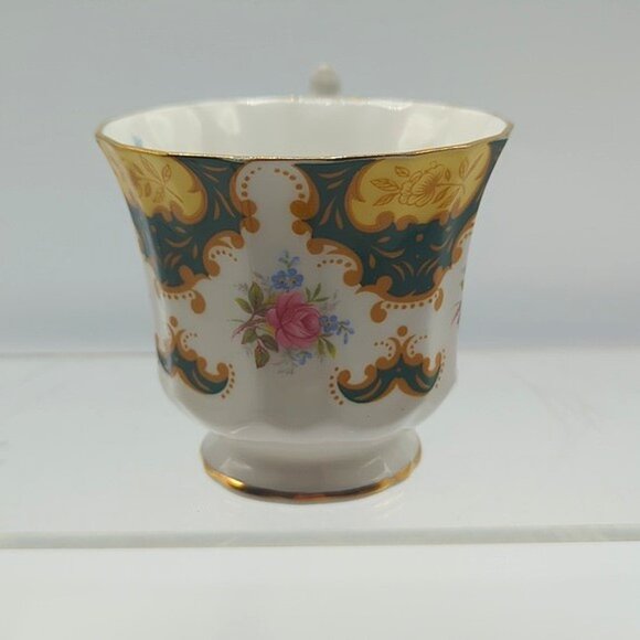 Rosina Teacup & Saucer Fine Bone China Made in England - Picture 6 of 9